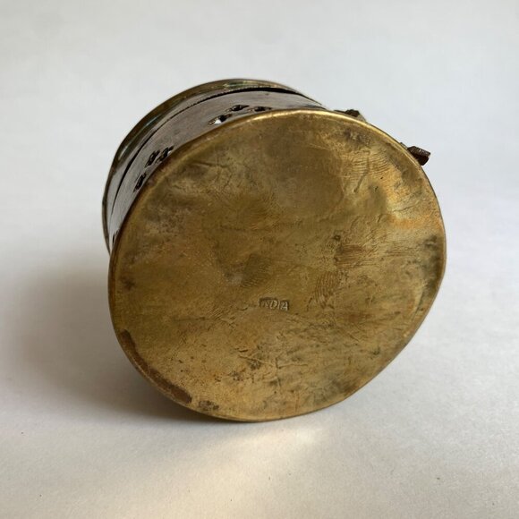 Vintage Brass Cricket Trinket Keeper Round Box Latch Broken - Picture 4 of 6